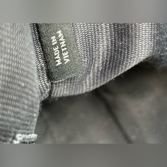 COACH Kelsey Satchel Metallic Leather - Picture 7 of 15